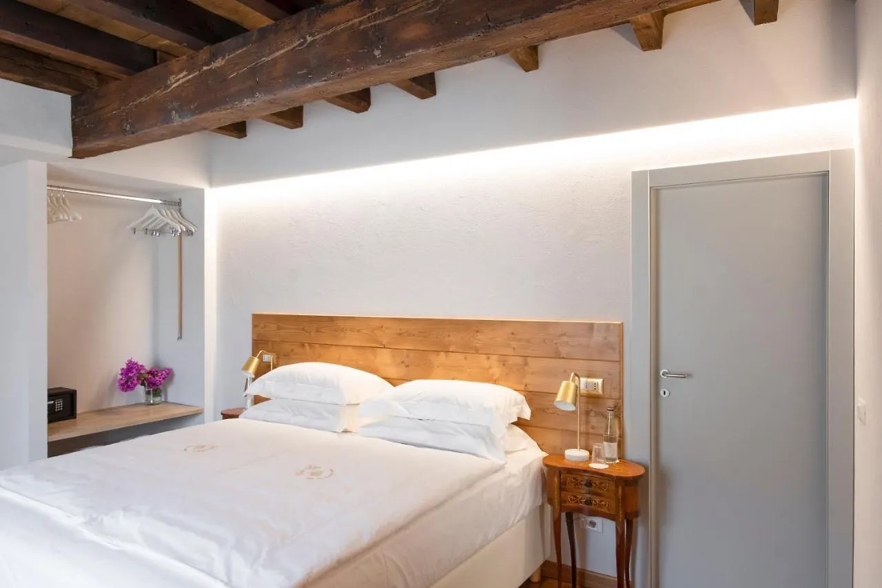 Corte Alma Spa And Luxury Home Гарньяно Отель типа 