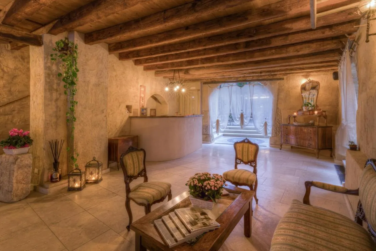 Corte Alma Spa And Luxury Home Gargnano 0*,  Italien