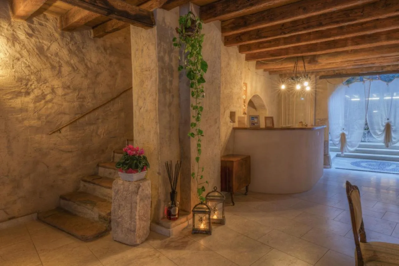 Corte Alma Spa And Luxury Home Gargnano Frühstückspension