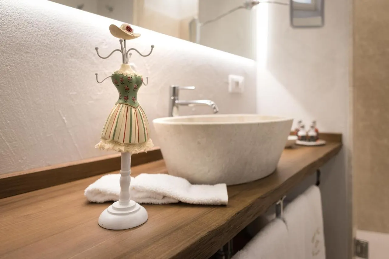 Frühstückspension Corte Alma Spa And Luxury Home Gargnano