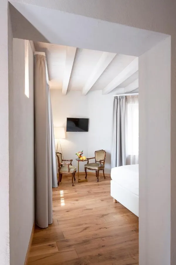 Corte Alma Spa And Luxury Home Gargnano 0*,  Italien