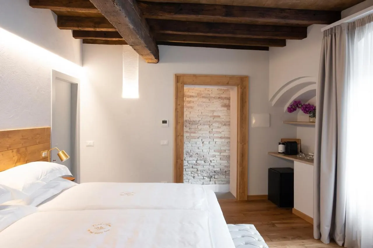 Frühstückspension Corte Alma Spa And Luxury Home Gargnano Italien